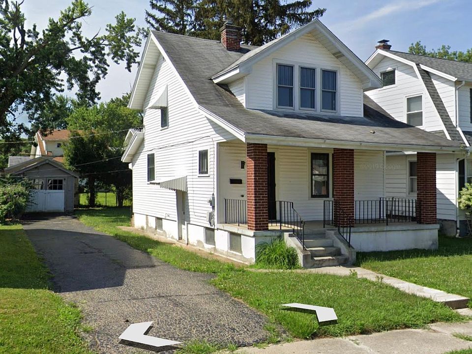 1st image of 52 Waverly Ave