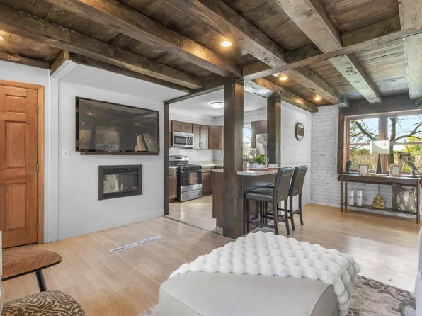 24615 La Follette STREET, Kansasville, WI 53139