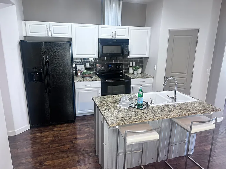 2811 N Cajun Ln — Photo 6