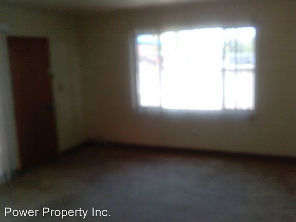 4th image of 2939 E 10th St