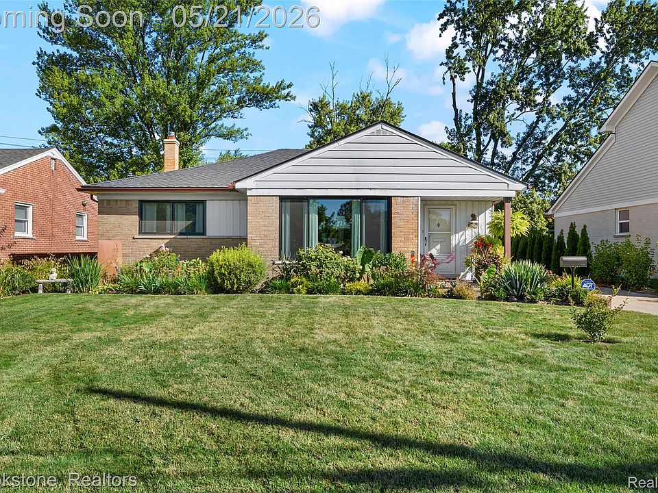 1st image of 18474 Beverly Rd