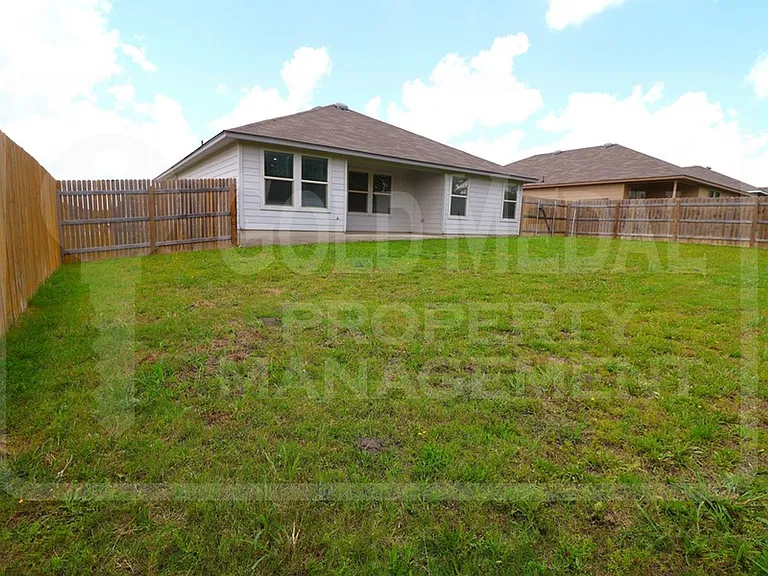 5004 Karen Green Dr — Photo 26