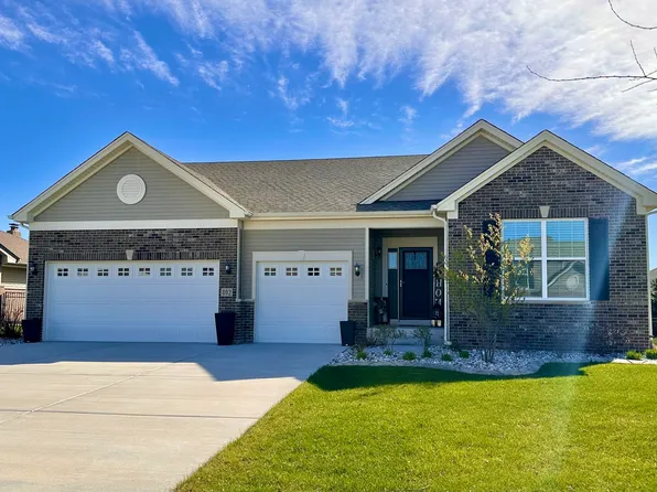 802 Feeney Dr, Minooka, IL 60447