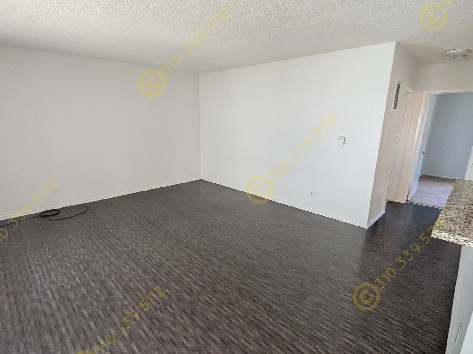 2 bed, 800 sqft, $2,440 — Photo 3