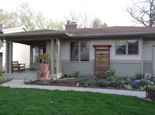 802 Woodward Dr, Madison, WI 53704
