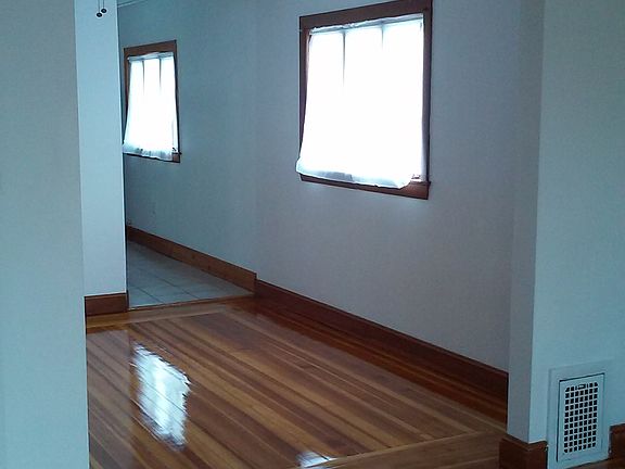 3rd image of 17 Boston St #2