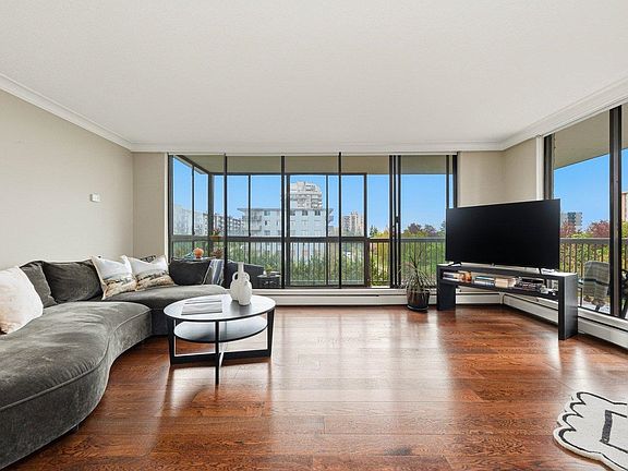 4th image of 114 W Keith Rd #704