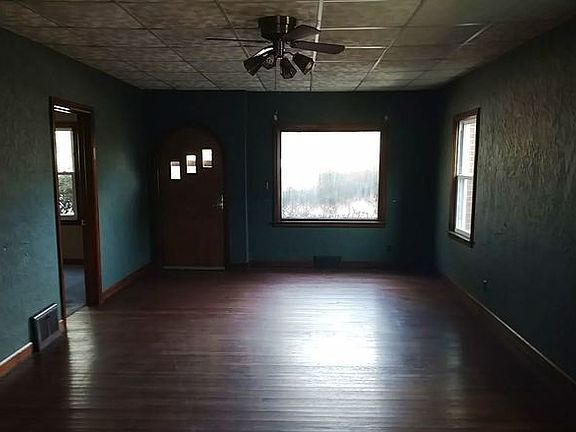 3rd image of 605 15th Ave