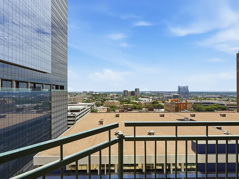 500 Throckmorton St #1108 — Photo 14