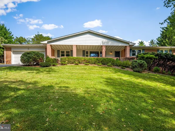 2201 Westridge Rd, Lutherville Timonium, MD 21093