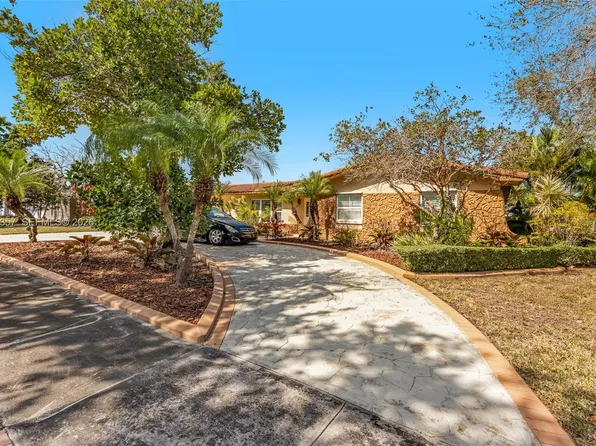 11201 SW 136th St, Miami, FL 33176