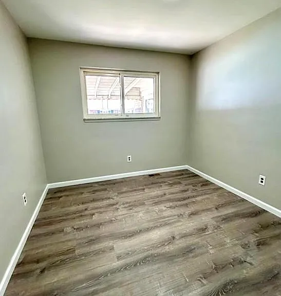 11304 Hemlock Dr — Photo 13