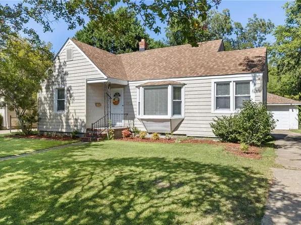1814 Croyden Rd, Norfolk, VA 23503