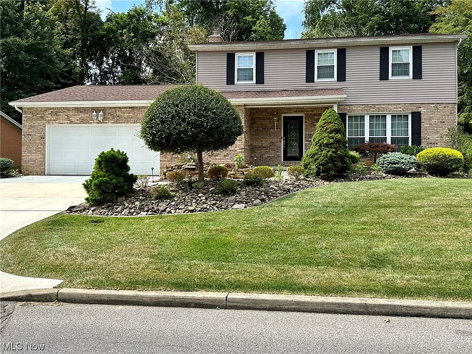 1st image of 1722 Woodland Dr