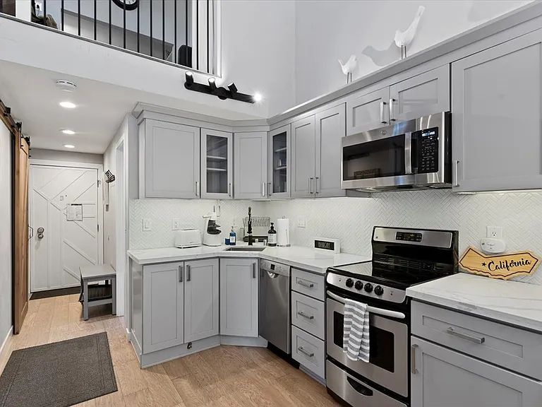 1300 Regency Way #45 — Photo 2