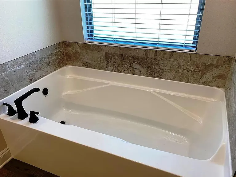 9167 Tara Cir — Photo 18