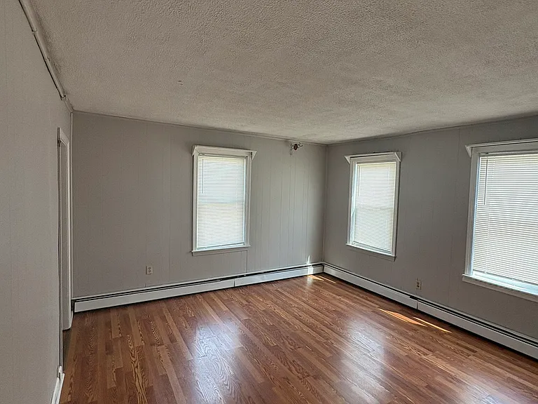 19 Merrick St #2 — Photo 16