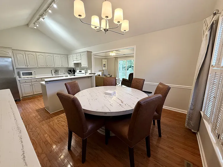 215 Boiling Springs Rd — Photo 9