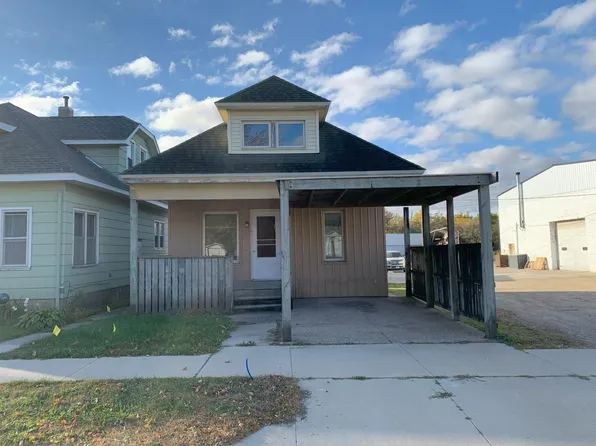 209 W Main St, Adams, MN 55909