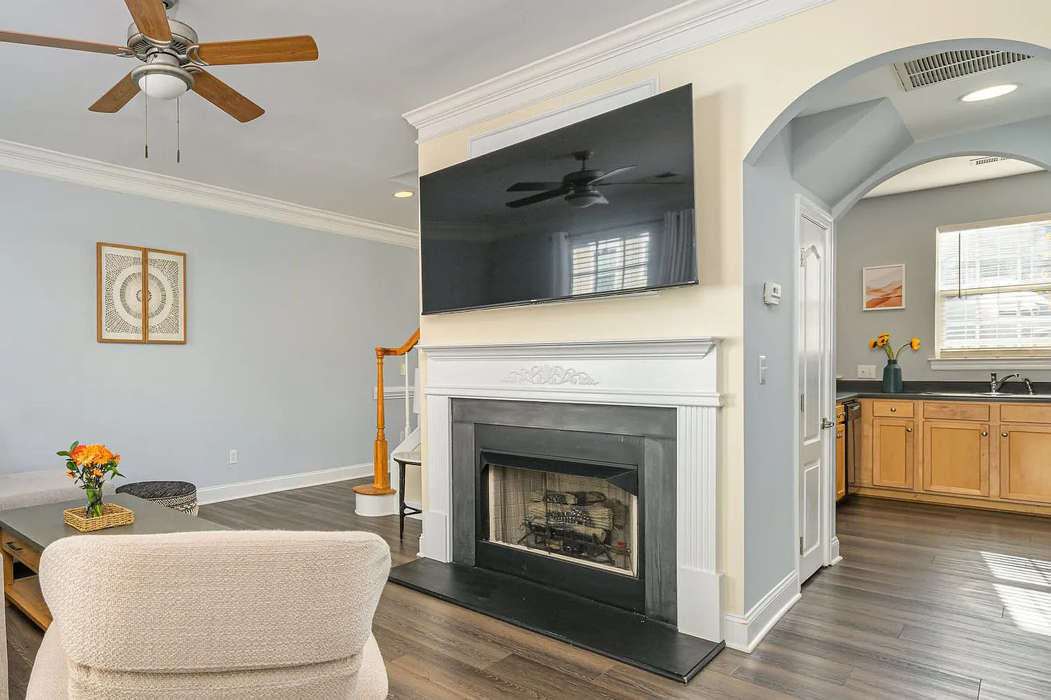 2 bed, 2.0 bath, 1496 sqft, $1,649 — Photo 3