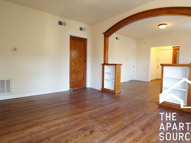 3453 W Schubert Ave #3E — Photo 7