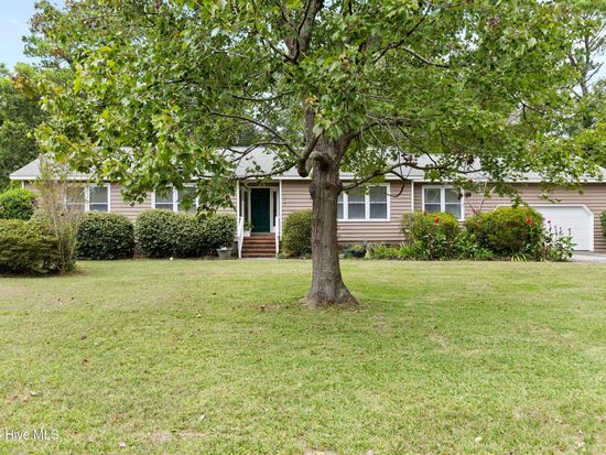 405 Brookshire Lane, Wilmington, NC 28409
