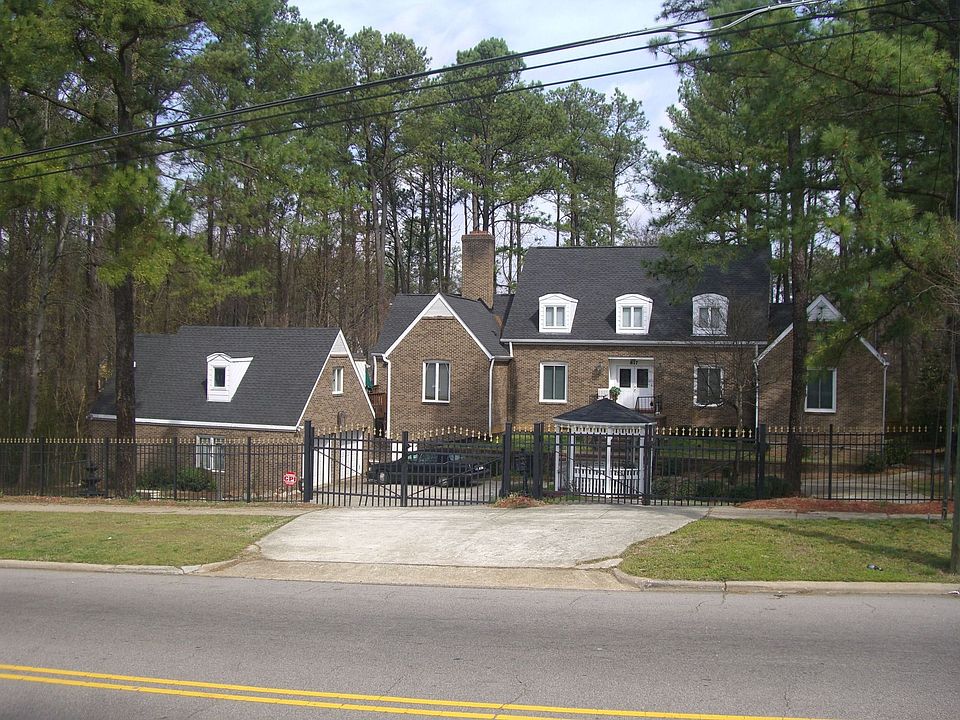 Front (Street view)