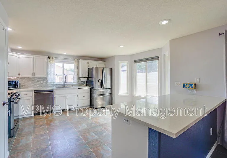 203 NW 146th St — Photo 4