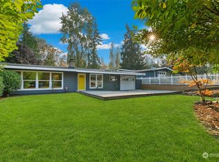 15910 Simonds Rd NE, Kenmore, WA 98028