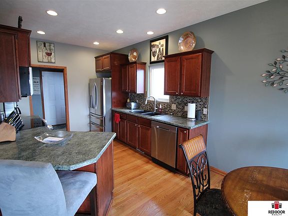 5th image of 8333 S 57th St