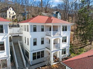 215 W Spencer St #D2, Ithaca, NY