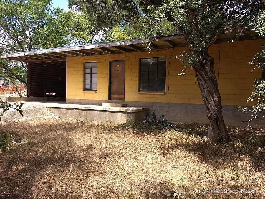 1st image of 914 N Lbj Dr