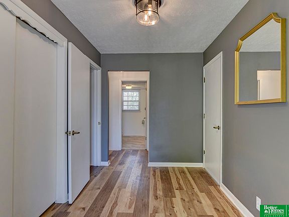 4th image of 806 S Osage St