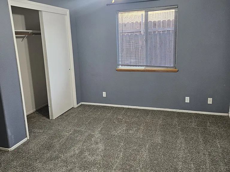 1232 S Yorktown St — Photo 20