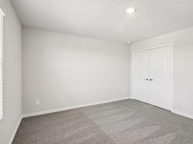 701 Easthill Dr — Photo 27