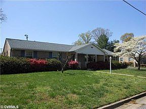 1st image of 903 Dogwood Dr