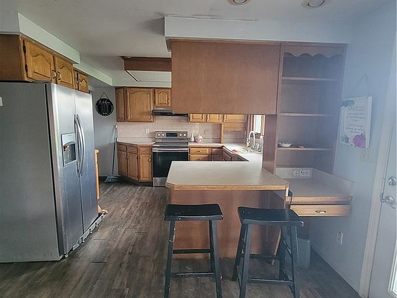 4th image of 7431 Troy Manor Rd