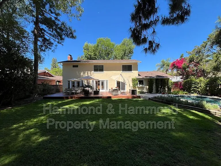 8422 Fable Ave — Photo 42