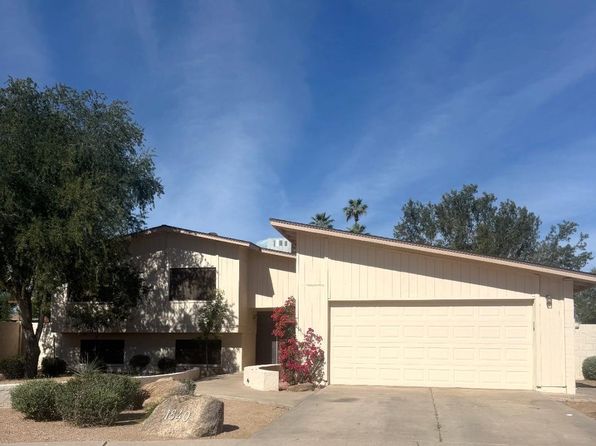 1840 S Las Palmas Cir