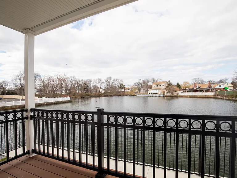 1163 Montauk Hwy #A7 — Photo 12