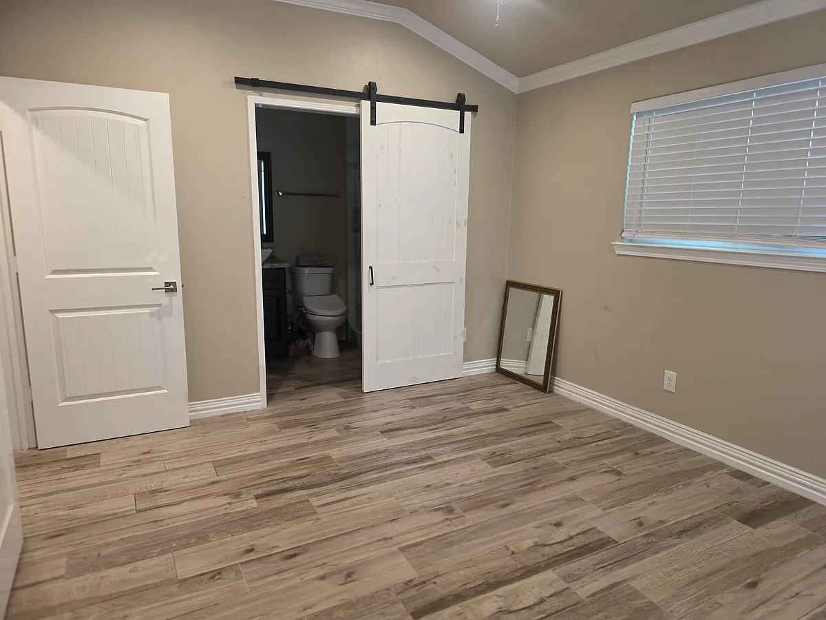 Building Photo - 4520 Rockwood Dr