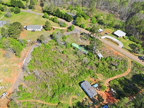 3rd image of 17 Line Crest Dr