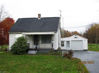 1100 Braceville Robinson Rd, Southington, OH 44470