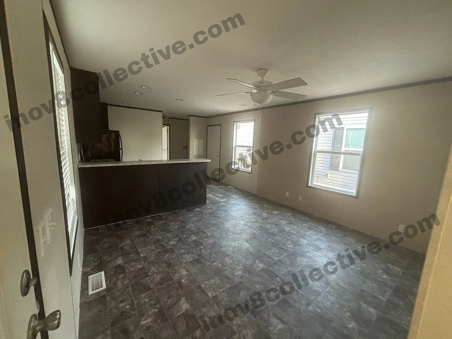 2 bed, $800 — Photo 3