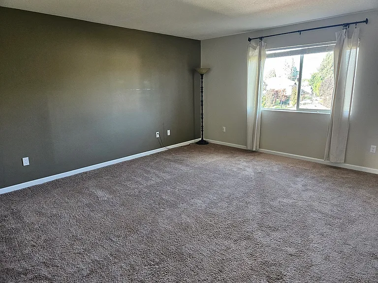 51192 SW Klompen St — Photo 15