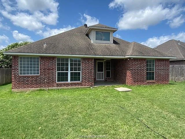 4015 Pomel Dr — Photo 17