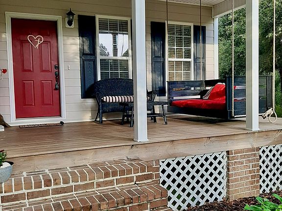 2nd image of 510 Crosby Ln