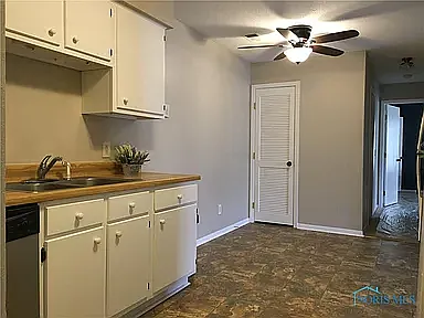 4519 W Bancroft St #6 — Photo 3