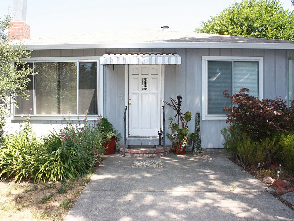 1st image of 575 Boyes Blvd