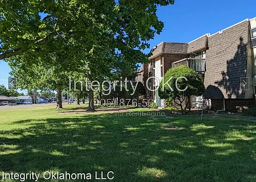3803 N Rockwell Ave #206 Photo 1